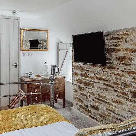 The Olde Malthouse 3* Tintagel