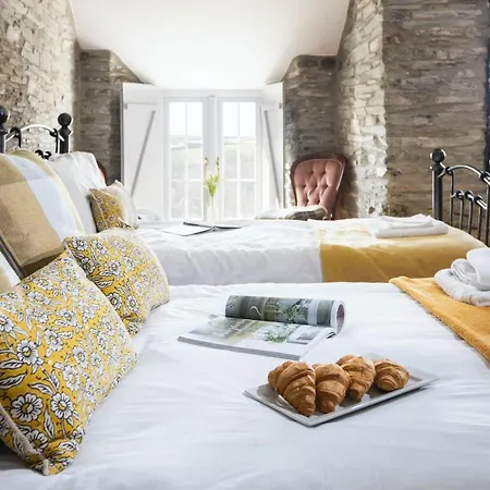 The Olde Malthouse Hotel